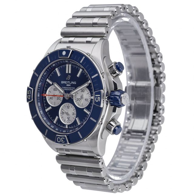 Breitling Super Chronomat B01 44 AB0136 Image 2